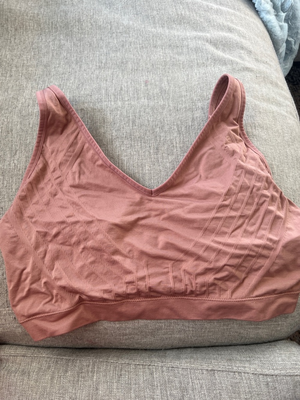 Seamless V-Neck Wireless Bralette - Dusty Rose